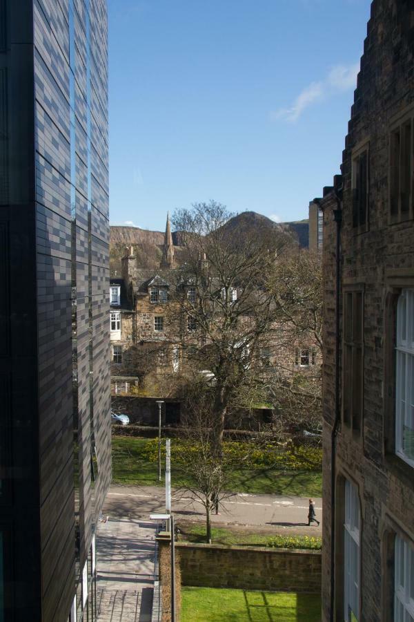 2 Bed Apartment At Quartermile エディンバラ エクステリア 写真
