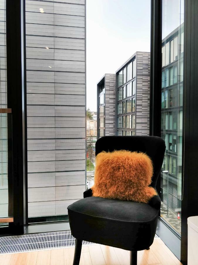 2 Bed Apartment At Quartermile エディンバラ エクステリア 写真